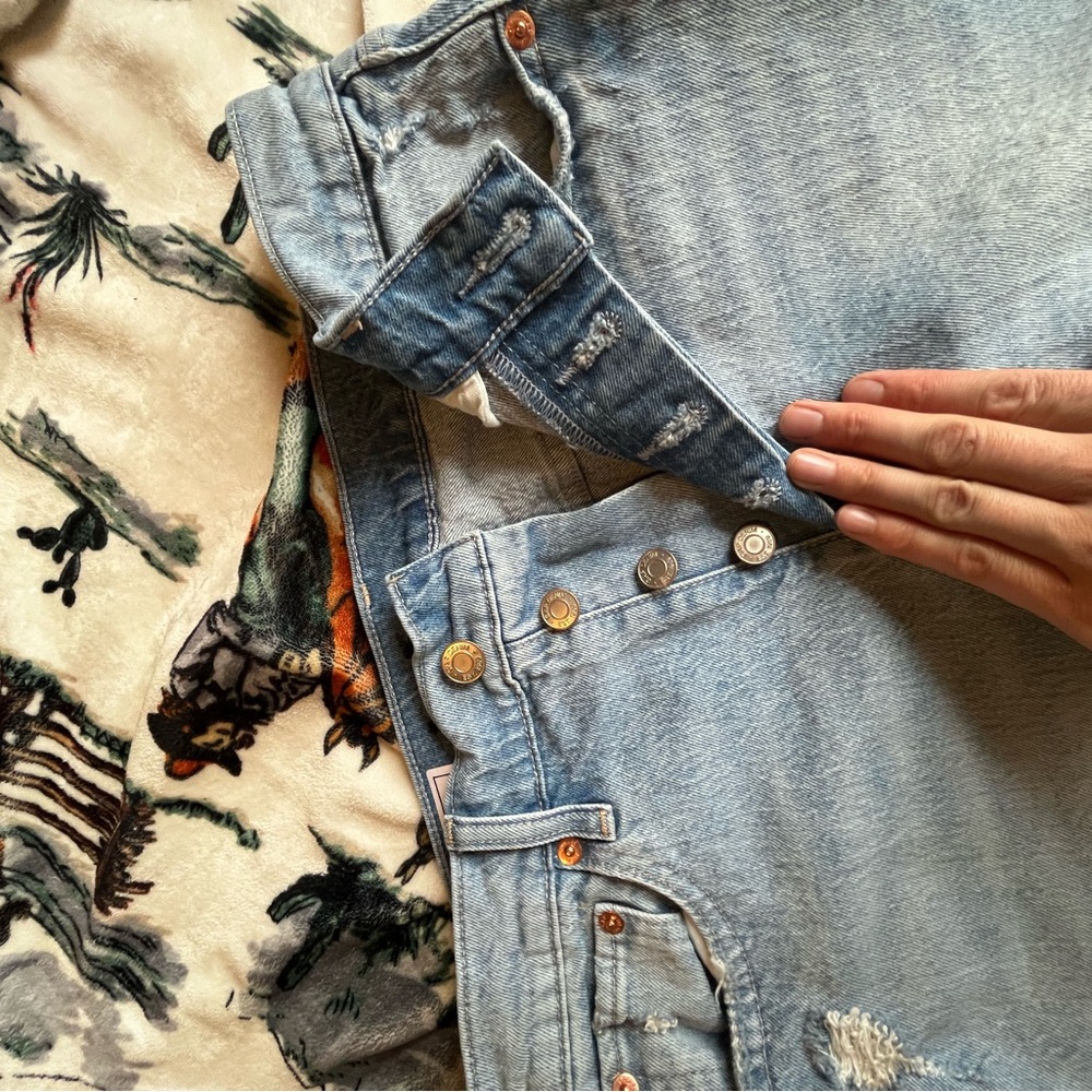 GAP straight leg light wash jeans